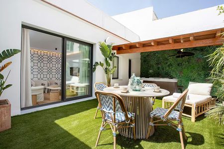 Calle Lagar, Sevilla, Andalusia 41004 - Photo 3