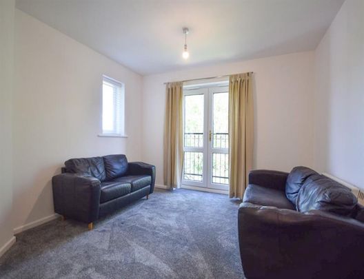 2 Bedroom Apartment To Let - Photo 1