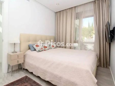 Chalet en alquiler en Marbella - Photo 4