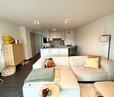 Appartement te huur - Photo 1