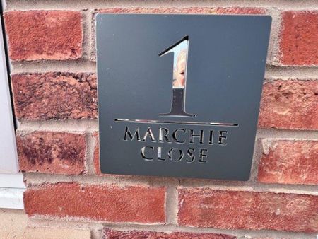 3 bedroom terraced house to rent - Photo 4