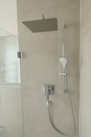 *ERSTBEZUG* Moderne 4-Zimmer Neubauwohnung mit Terrasse & eigenem Gartenanteil - Ideal für Familien! - Photo 5