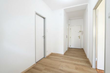 ERSTBEZUG NACH SANIERUNG - 1-Zimmer-Wohnung im 2. Liftstock in Zentrumsnähe - Photo 5