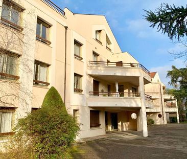 Location Appartement 2 pièces 54m² LYON 4ème - Photo 6