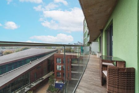 3 bedroom flat to rent - Photo 5
