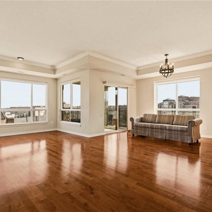 For Lease - 4000 Creekside Drive Unit# 703, Hamilton, Ontario - Photo 1