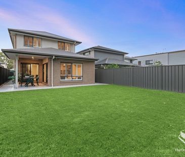 Modern two storey home in Coopers Plains - Photo 4