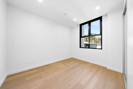 Brand New 2 Bedroom Apartment - Generously Portioned - Photo 4