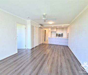 Perfect Location Close to Everything - Photo 6