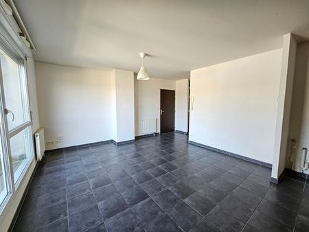 Location Appartement 3 pièces 55m² BESANCON 25000 - Photo 2