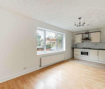 Devonshire Road, Hatch End, HA5 - Photo 3