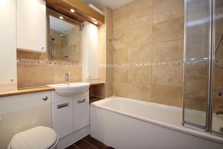 2 bedroom maisonette to rent - Photo 4