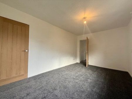 Windy Bank, Colne, BB8 - Photo 5