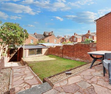 5 bedroom terraced house to rent - Photo 3