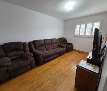 For Lease - 1622 Anworld Court, Mississauga, Ontario - Photo 1