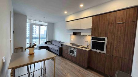 For Lease - 39 Roehampton Avenue Unit# 2410, Toronto, Ontario - Photo 2