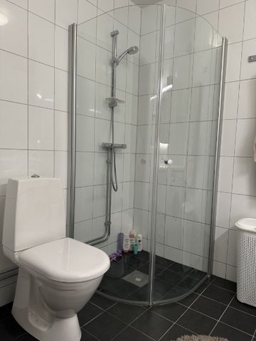 Uppsala - 2rok - 3mån - 9.200kr/mån - Photo 4