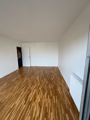 92400, Courbevoie - Photo 1