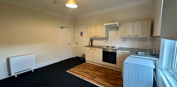 Avenue Road, Doncaster, DN2 - Photo 2