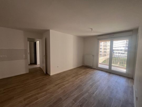 location Appartement T4 DE 80.7m² À BOBIGNY - Photo 1