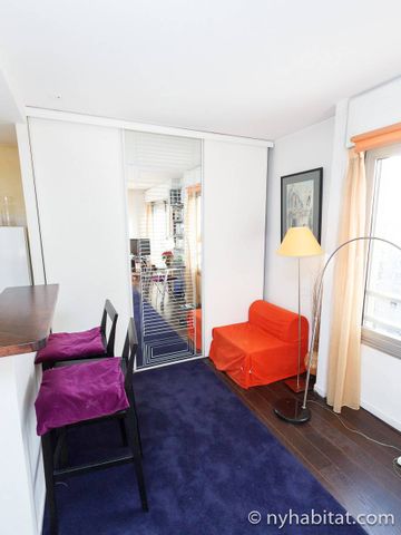 Logement à Paris, Location meublée - Photo 5
