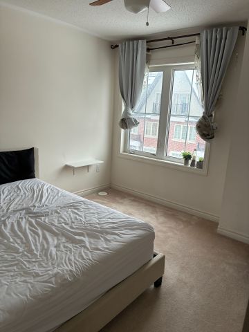 For Lease - 7 Eaton Park Lane Unit# 5, Toronto, Ontario - Photo 2