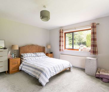 Churchfields, Stonesfield, Witney, Oxfordshire, OX29 - Photo 6
