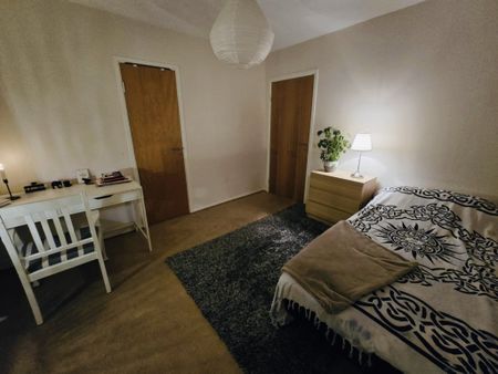 Fullblodsgatan, Mölndal - Photo 2