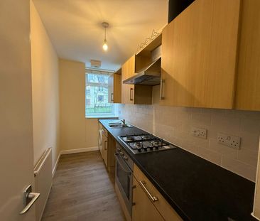 Flat to rent on - Photo 5