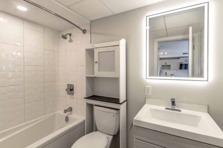 92 Hinton Avenue North - 606 - Photo 4