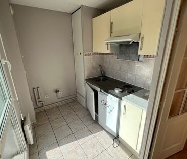 Location Appartement 2 pièces 41m² ORLEANS 45000 - Photo 4