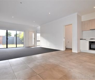 Spacious and Full Of Natural Light - Photo 5