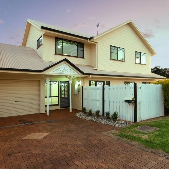 49 Lydwin Cr East Toowoomba - Photo 1