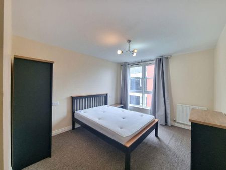 2 bedroom flat to rent - Photo 5