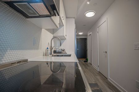 For Lease - 15 Wellington Street Unit# 603, Kitchener, Ontario - Photo 3