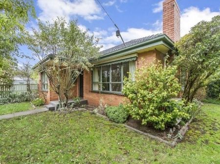 7 Carver Street Burwood East VIC - Photo 5