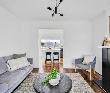 Beautifully Renovated Home in the Heart of Newstead - Photo 2