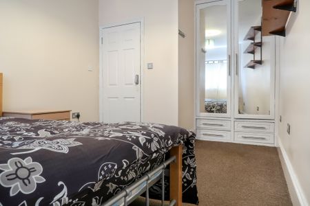 RM4 Alpha Grove| Isle of Dogs | London | E14 8PQ - Photo 2
