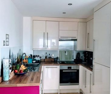 2 bedroom flat to rent - Photo 5