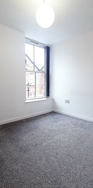 8-10 Waltons Parade, Preston - Photo 1