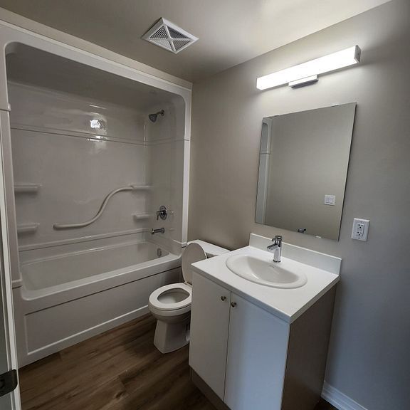 For Lease - 50 Herrick Avenue Unit# 328, St. Catharines, Ontario - Photo 1