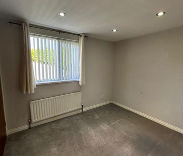 10 Lower Crescent, Comber, BT23 5BU - Photo 3