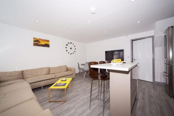 4 bedroom house to rent - Photo 1