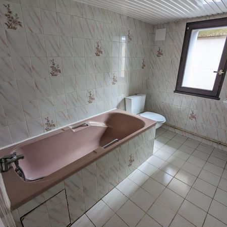 A NOGENT LE ROTROU, CENTRE VILLE, Charmant appartement d'environ 71 m2 situé au 2ème et dern... - Photo 3