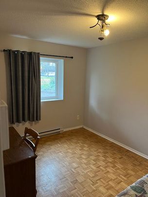 For Lease - 2044 Arrowsmith Drive Unit# 101A, Beacon Hill North - South and Area, Ontario - Photo 1