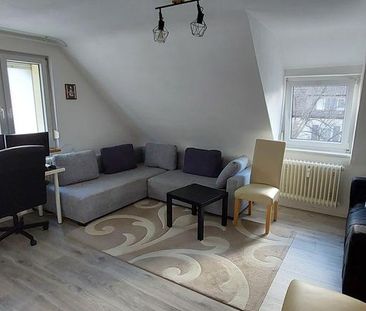Dachgeschoss 2-Zimmer-Wohnung in Heilbronn ab sofort/ nähe Pfühlpark - Photo 1