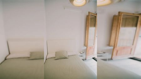Room in a shared 14-bedroom apartment for rent in el Gòtic, professionals and students. - Photo 2