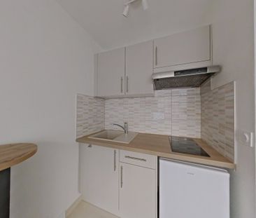 Location Appartement 1 pièce Meublé 18m² PARIS 15ème - Photo 1