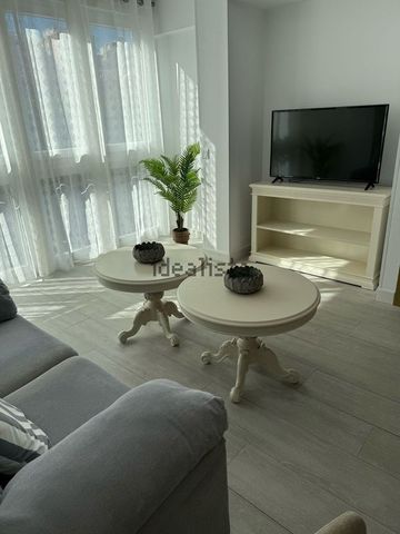 Alquiler de piso en Paseo Reding, 29 - Photo 2