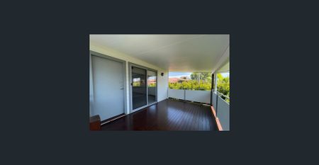 Modern 2 Bedroom Unit - Photo 4